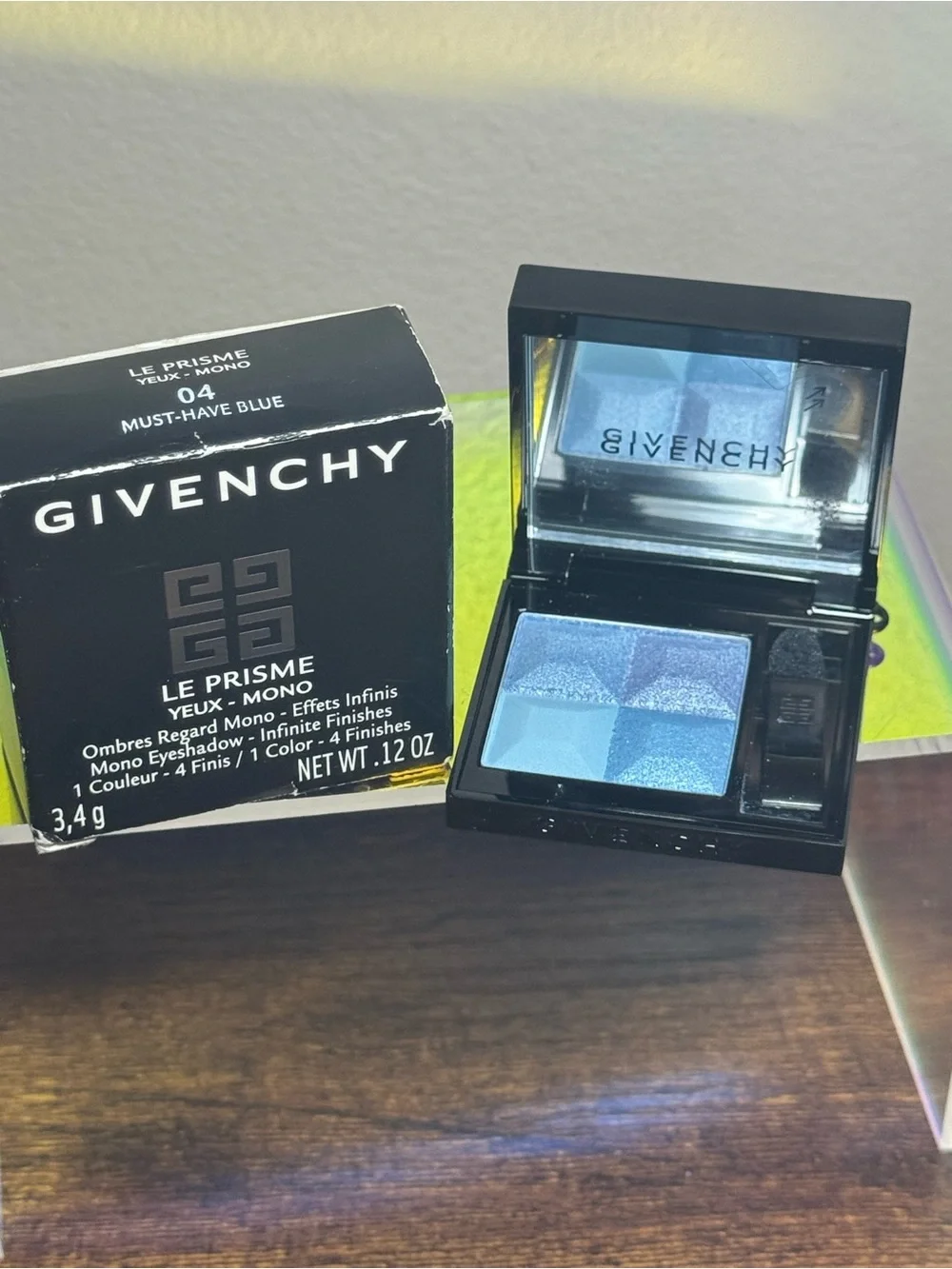 Givenchy Le Prisme Yeux Mono Eyeshadow #04 Must-Have Blue